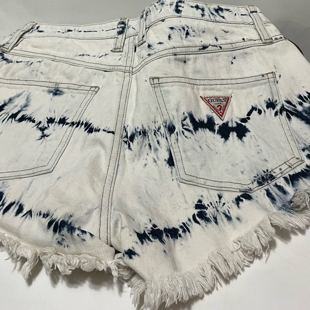 Vintage Y2K Rare High Waisted Acid Washed Guess Jean Shorts Sz 27 Women